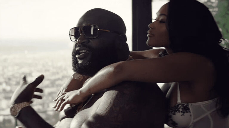 Rick Ross bất tỉnh khi đang quan hệ cùng bạn gái
