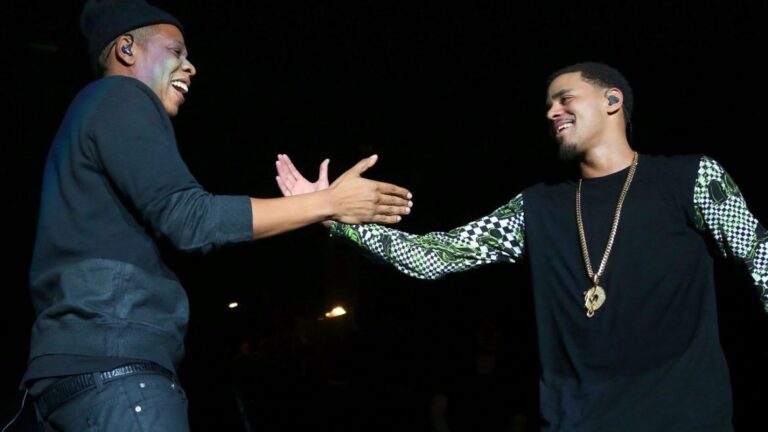 J.Cole và ký ức ba tiếng dưới mưa để tìm gặp lão đại Jay-Z