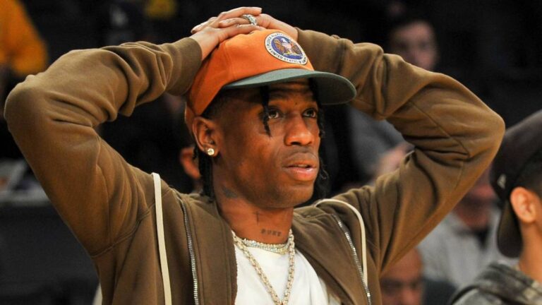 Travis Scott chia sẻ về thảm kịch diễn ra tại Astroworld Fest tối qua