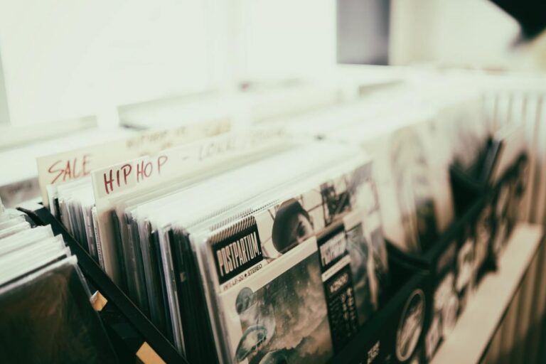 Đây là những album nhạc Rap bán chạy nhất năm 2021