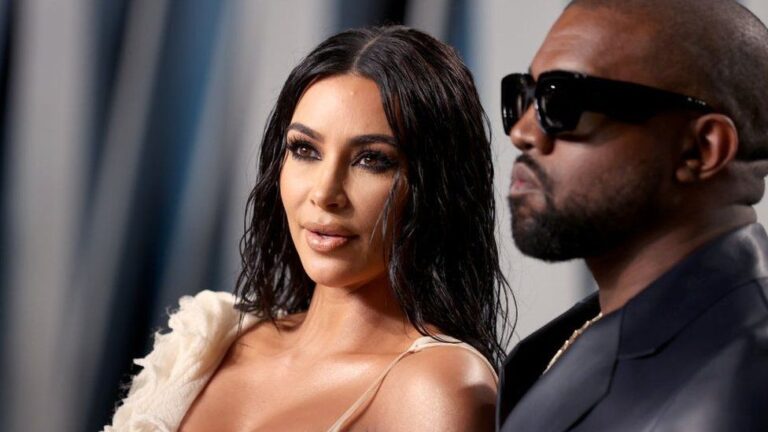 Ye tức giận vì cô con gái 8 tuổi của mình tham gia vào TikTok. Kim Kardashian đáp lại