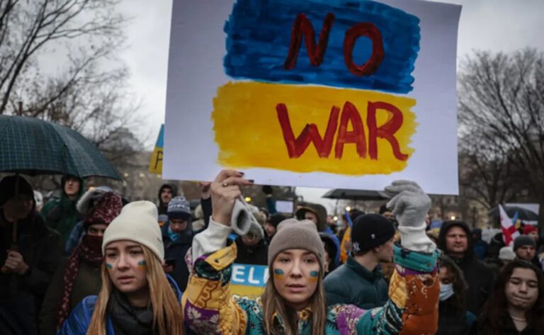Các nghệ sĩ Ukraine và cả Nga lên tiếng kêu gọi một phong trào phản chiến