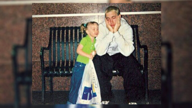 Eminem: Ở nhà là không chửi bậy