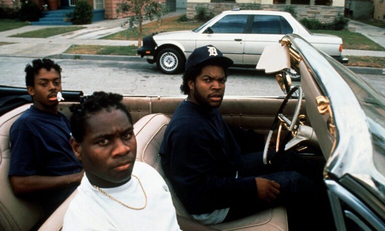 “Boy N The Hood”, đường đời gian truân của hội bạn da màu