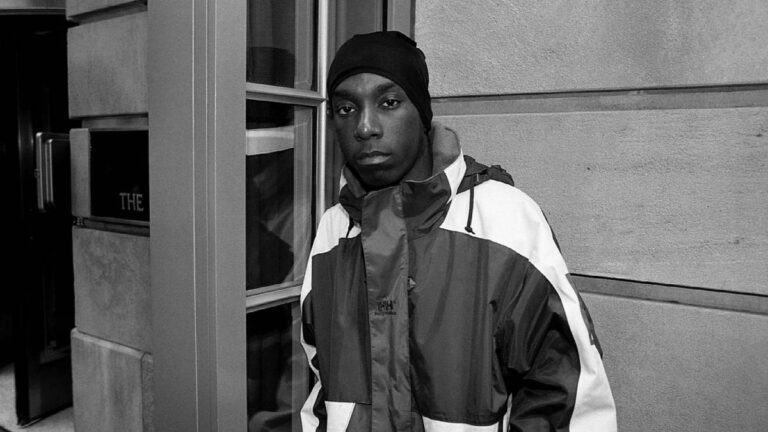 “Tao nghèo đến nỗi chỉ có thể là ‘NGH’, mà không thể mua nỗi chữ ‘ÈO’ ” – Big L