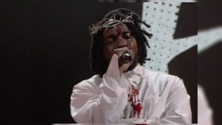 Kendrick Lamar công khai ủng hộ quyền phụ nữ tại Glastonbury Festival