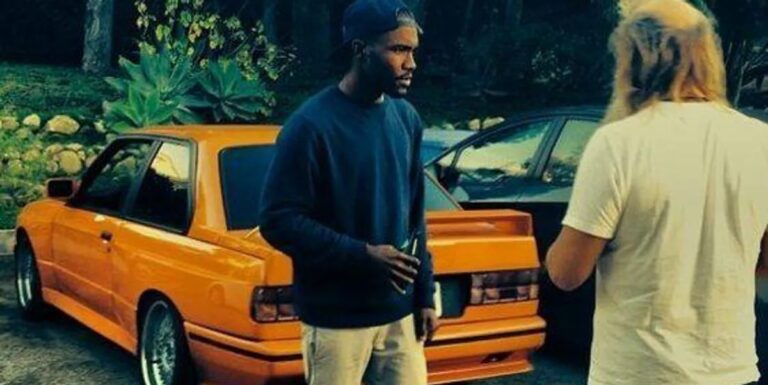 Chủ nghĩa hiện sinh và niềm tin của Frank Ocean trong “We All Try”.